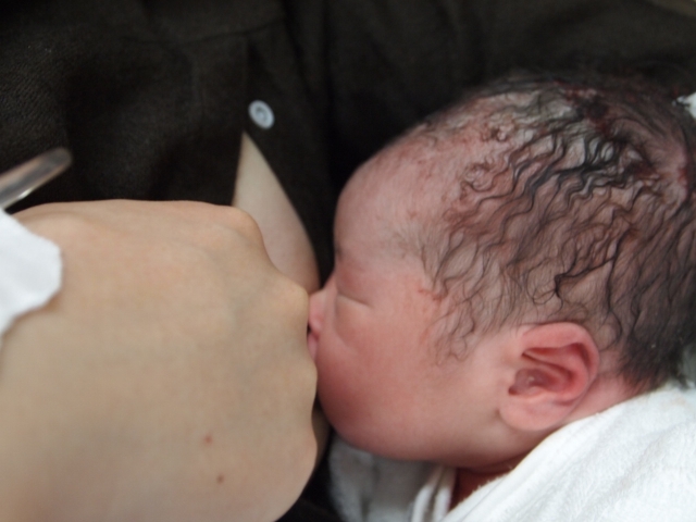 折り紙でのコマの作り方（3枚使用）！実際に回して遊べます！